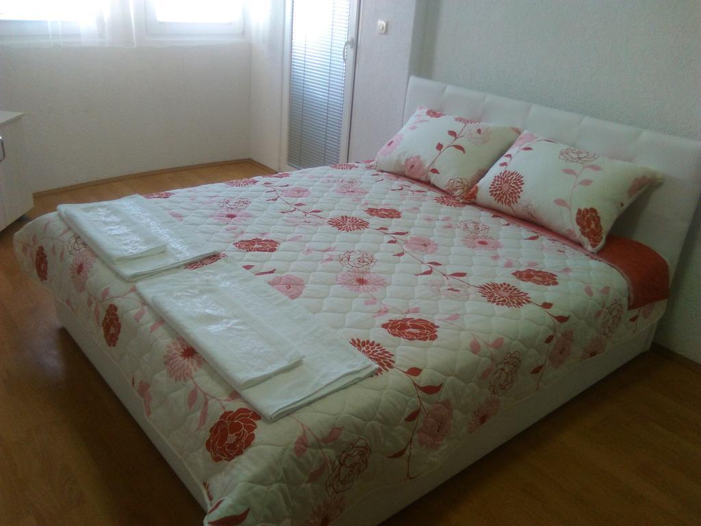 Apartamento Apartman Strezoski Ohrid Exterior foto